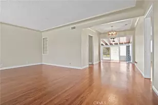 614 W 90th St, Los Angeles, CA 90044 - Photo 3