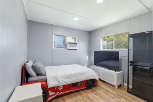 320 N Park Vista St, Anaheim, CA 92806 - Photo 35