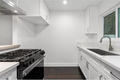 217 43rd, Manhattan Beach, CA 90266 - Photo 19