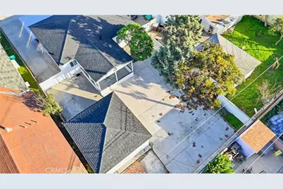 2835 Delta, Long Beach, CA 90810 - Photo 27