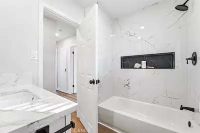 2835 Delta, Long Beach, CA 90810 - Photo 15