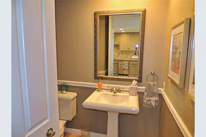 16548 Harbour, Huntington Beach, CA 92649 - Photo 9