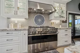 736 S Flicker Ct, Anaheim Hills, CA 92807 - Photo 11