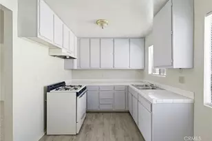 826 Gaviota, Long Beach, CA 90813 - Photo 21