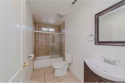 8711 McKinley Place, Los Angeles, CA 90002 - Photo 19