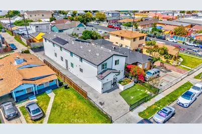 8711 McKinley Place, Los Angeles, CA 90002 - Photo 1