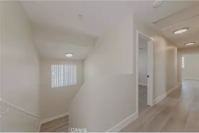 8711 McKinley Place, Los Angeles, CA 90002 - Photo 23