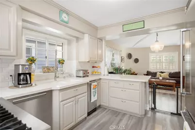 30 La Linda Drive, Long Beach, CA 90807 - Photo 7