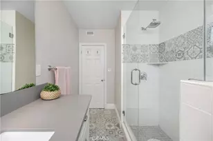 30 La Linda Dr, Long Beach, CA 90807 - Photo 17