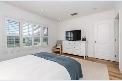 2401 Roswell Avenue, Long Beach, CA 90815 - Photo 21