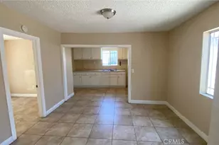 715 E 87th Pl, Los Angeles, CA 90002 - Photo 13