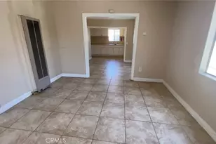 715 E 87th Pl, Los Angeles, CA 90002 - Photo 17