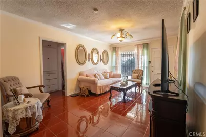 645 E 113th, Los Angeles, CA 90059 - Photo 5