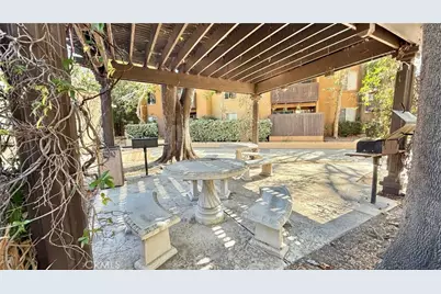 18350 Hatteras, Tarzana, CA 91356 - Photo 27