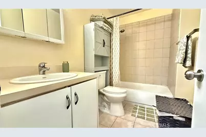 18350 Hatteras, Tarzana, CA 91356 - Photo 23