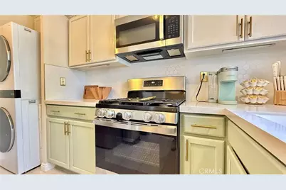 18350 Hatteras, Tarzana, CA 91356 - Photo 11