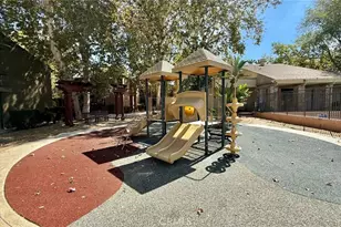 18350 Hatteras Street, Tarzana, CA 91356 - Photo 37