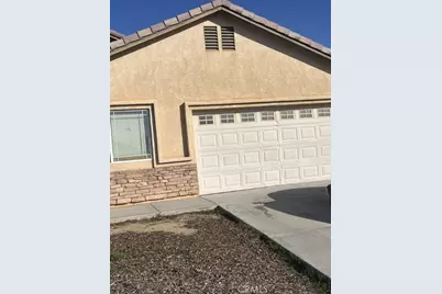 14339 Caroline, Adelanto, CA 92301 - Photo 3
