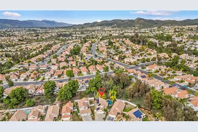 39851 Wild Canary, Murrieta, CA 92562 - Photo 33