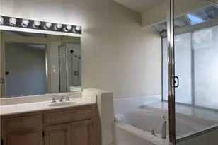 3834 N Silver Tree Ct, Rialto, CA 92377 - Photo 33