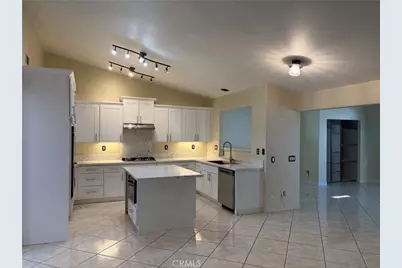 3834 N Silver Tree Court, Rialto, CA 92377 - Photo 21