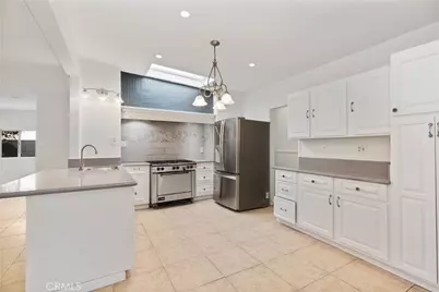 208 W 234th, Carson, CA 90745 - Photo 9