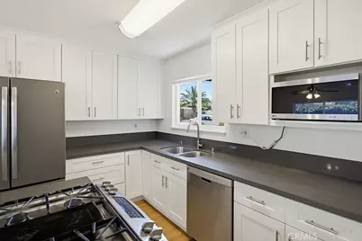 6551 Lake Ashmere Court, San Diego, CA 92119 - Photo 3