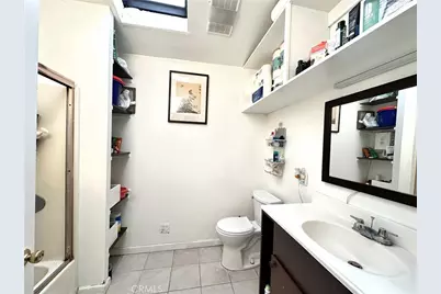 5002 W McFadden Ave Spc 81, Santa Ana, CA 92704 - Photo 15