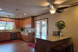 10452 Courson, Stanton, CA 90680 - Photo 7