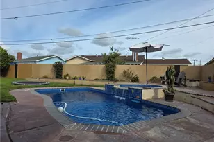 10452 Courson, Stanton, CA 90680 - Photo 23