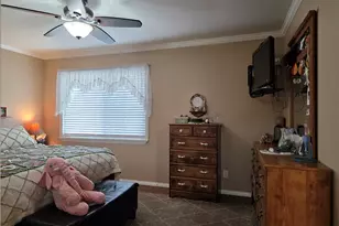 10452 Courson, Stanton, CA 90680 - Photo 11