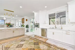 2 Dos Rios, Irvine, CA 92602 - Photo 17