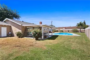 2455 E Westport Cir, Anaheim, CA 92806 - Photo 21