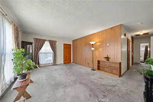 2553 W West Glenoaks Ave, Anaheim, CA 92801 - Photo 3