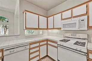 7973 E Viewrim, Anaheim Hills, CA 92808 - Photo 19