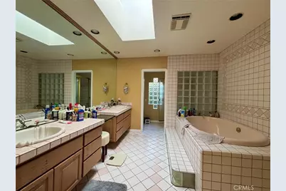 715 N Lariat, Long Beach, CA 90815 - Photo 17