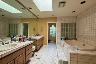 715 N Lariat, Long Beach, CA 90815 - Photo 17