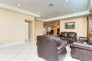 4326 Clara St, Cudahy, CA 90201 - Photo 11