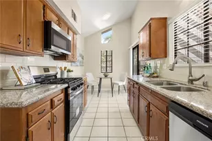 102 Kauai Ln, Placentia, CA 92870 - Photo 9