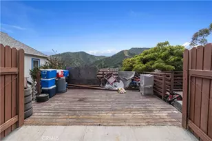 358 Metropole Ave, Avalon, CA 90704 - Photo 7