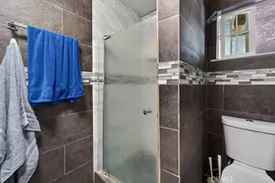 705 S C, Madera, CA 93638 - Photo 37