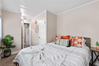 25576 Hi Lane, Twin Peaks, CA 92391 - Photo 19