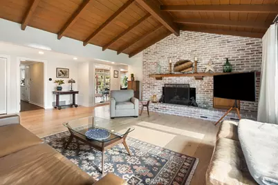 2011 Redberry, North Tustin, CA 92705 - Photo 9