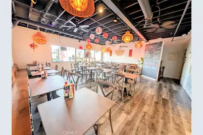 1525 Mesa Verde Dr E #114, Costa Mesa, CA 92626 - Photo 3