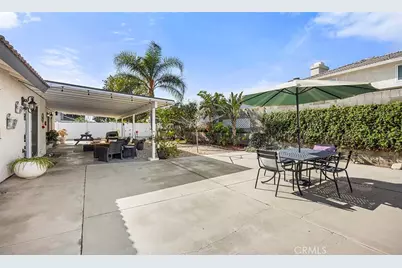 1124 N Sandalwood, Rialto, CA 92376 - Photo 33