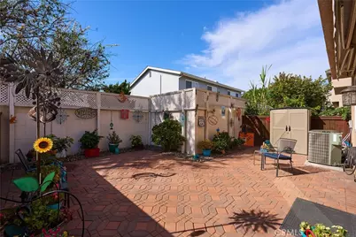 7801 Pacific Circle, Midway City, CA 92655 - Photo 13