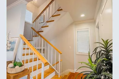 340 E Washington Boulevard #1, Pasadena, CA 91104 - Photo 11