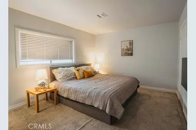 340 E Washington Boulevard #1, Pasadena, CA 91104 - Photo 15