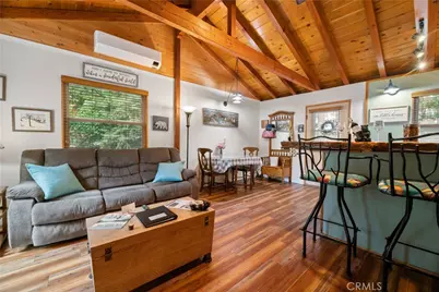 42955 Encino, Big Bear Lake, CA 92315 - Photo 5