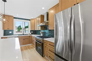 3330 Delaware Ave, Santa Monica, CA 90404 - Photo 17